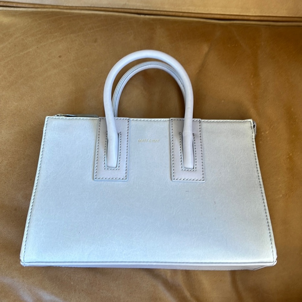 Lilac crossbody purse